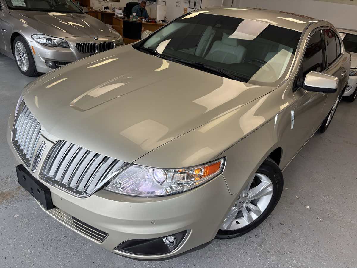 Used 2011 Lincoln MKS w/ 101A Rapid Spec Order Code FWD image 9
