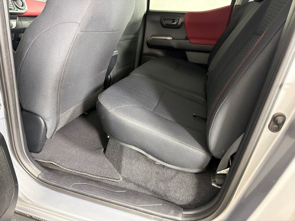 Used 2019 Toyota Tacoma SR5 RWD image 20
