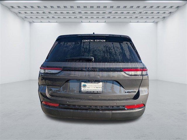 New 2025 Jeep Grand Cherokee Limited w/ Black Appearance Package image 5