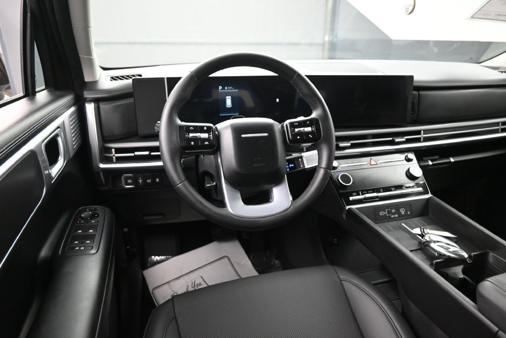 Used 2026 Hyundai Santa Fe SEL FWD image 24