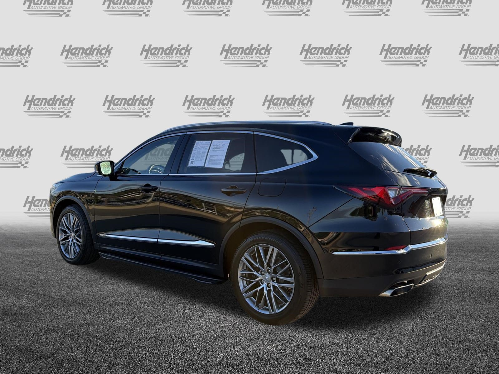 Certified 2024 Acura MDX w/ Advance Package AWD/4WD image 8