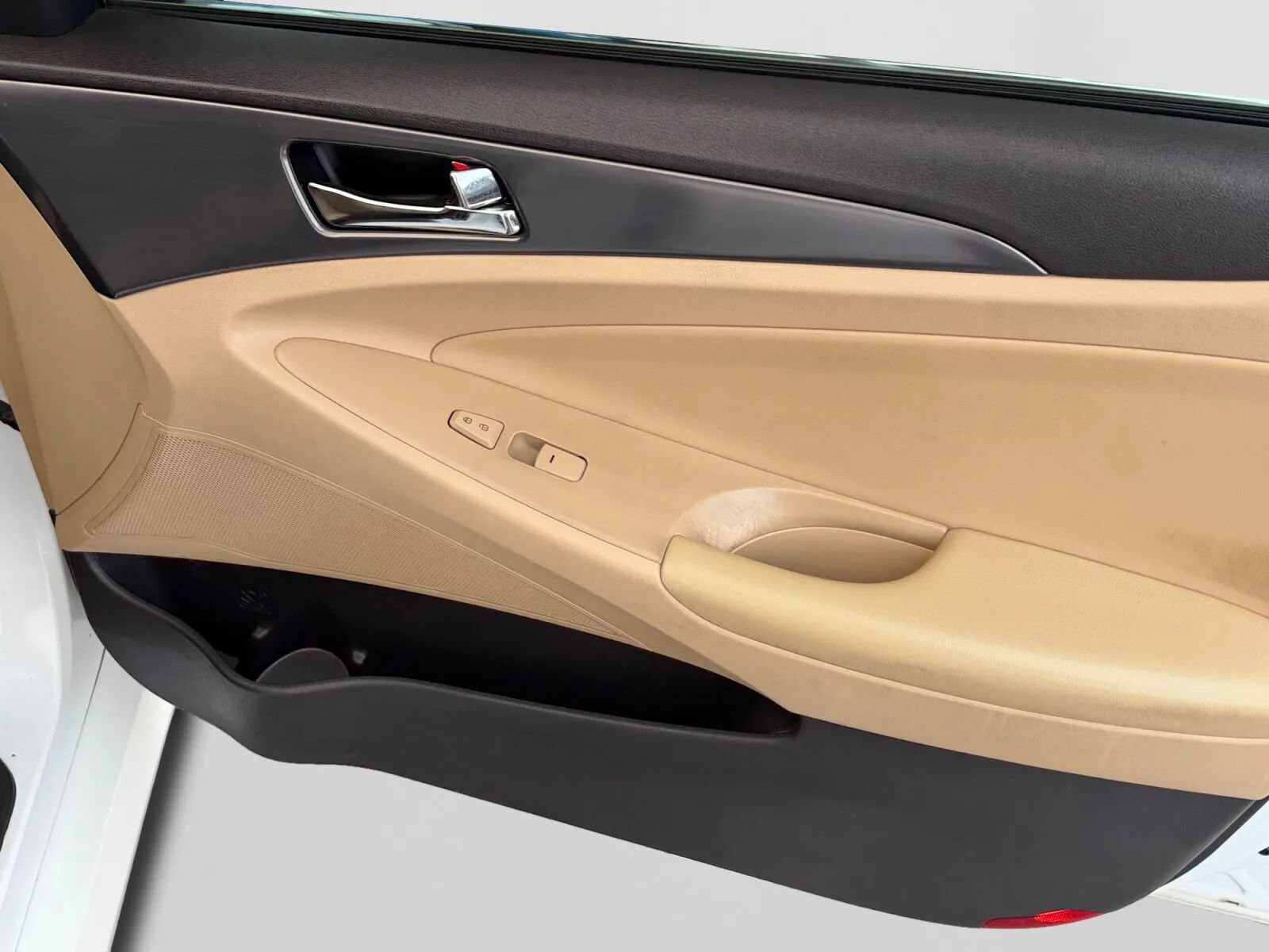 Used 2011 Hyundai Sonata Hybrid FWD image 23