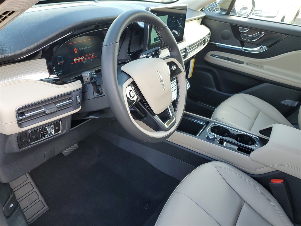 New 2026 Lincoln Corsair Premiere image 20