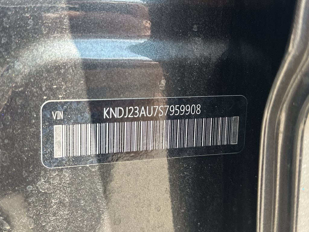 Used 2025 Kia Soul LX FWD image 26