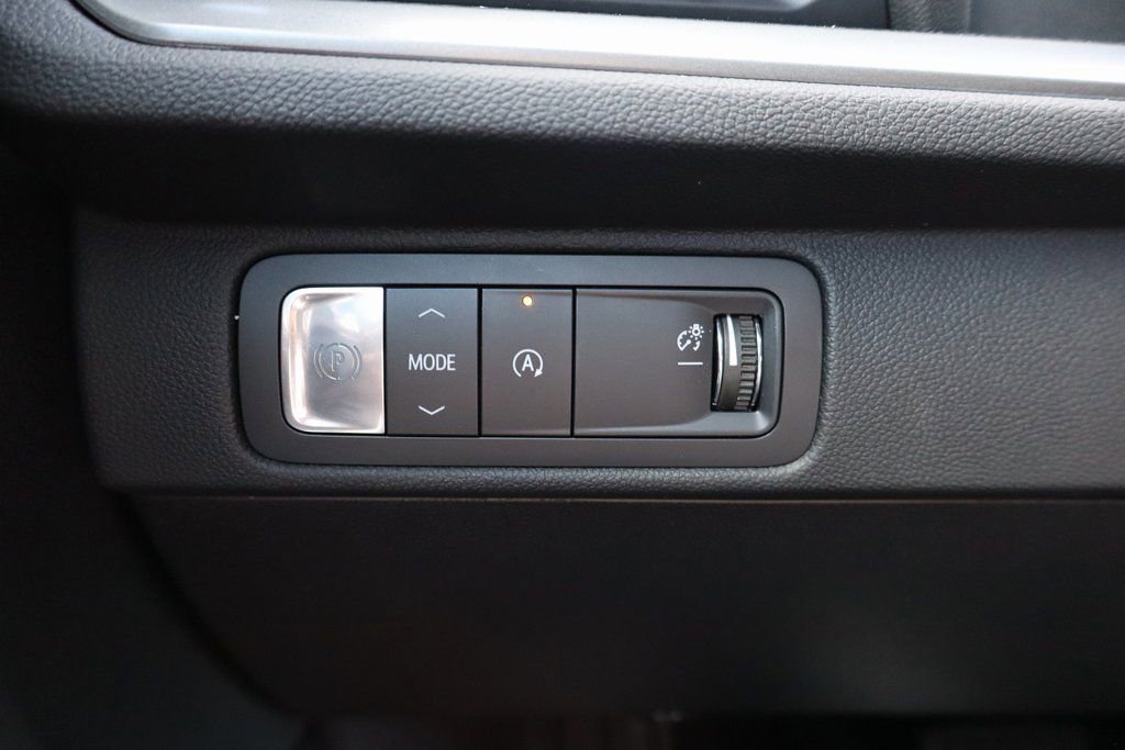 New 2026 Chevrolet Traverse LT w/ Driver Confidence Package image 17