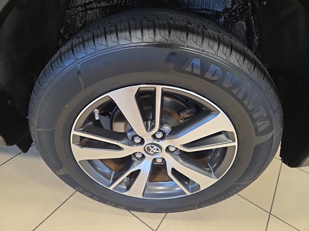 Used 2018 Toyota RAV4 XLE w/ Plus Extra Value Package image 10