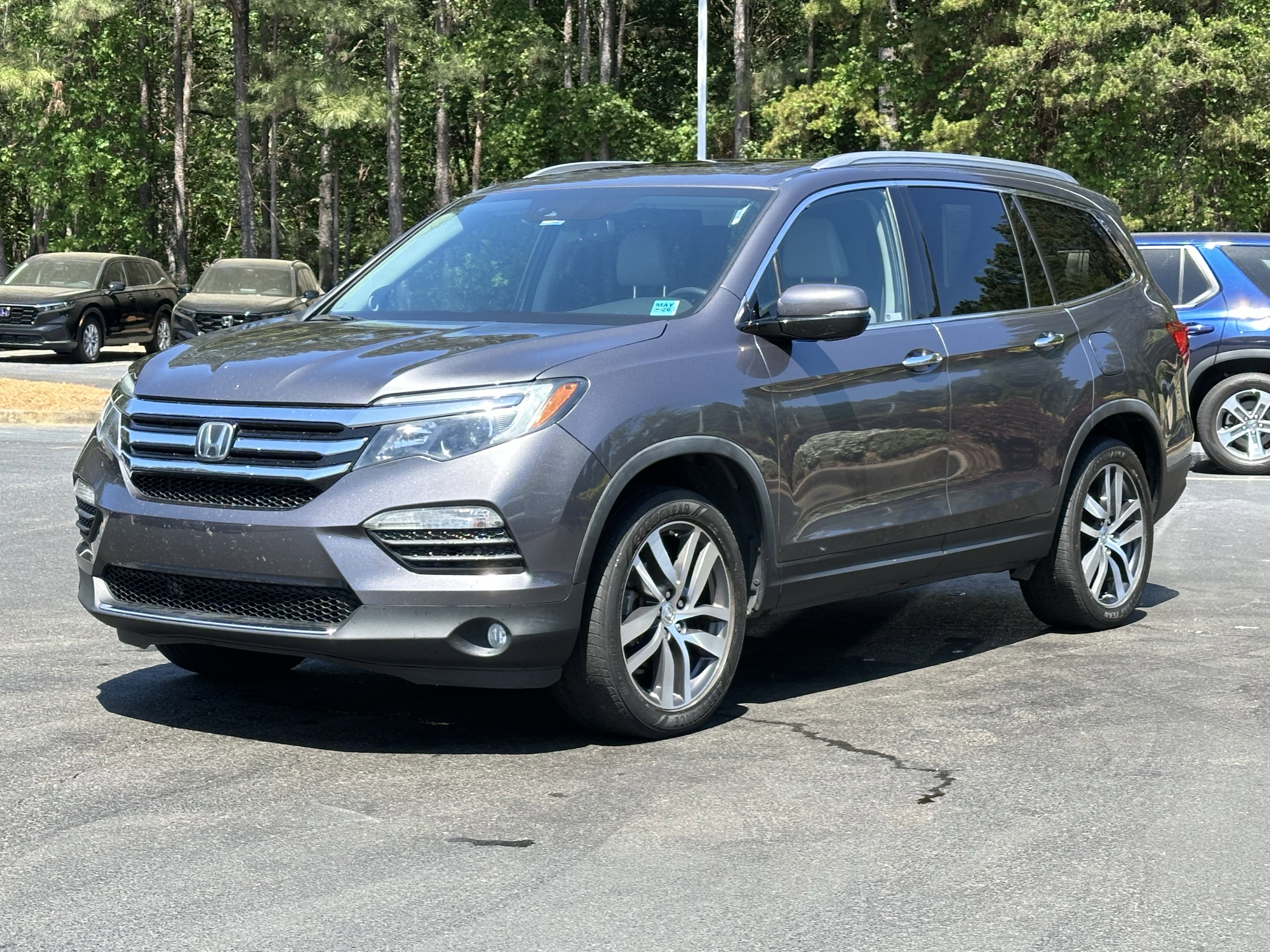Used 2017 Honda Pilot Elite image 5