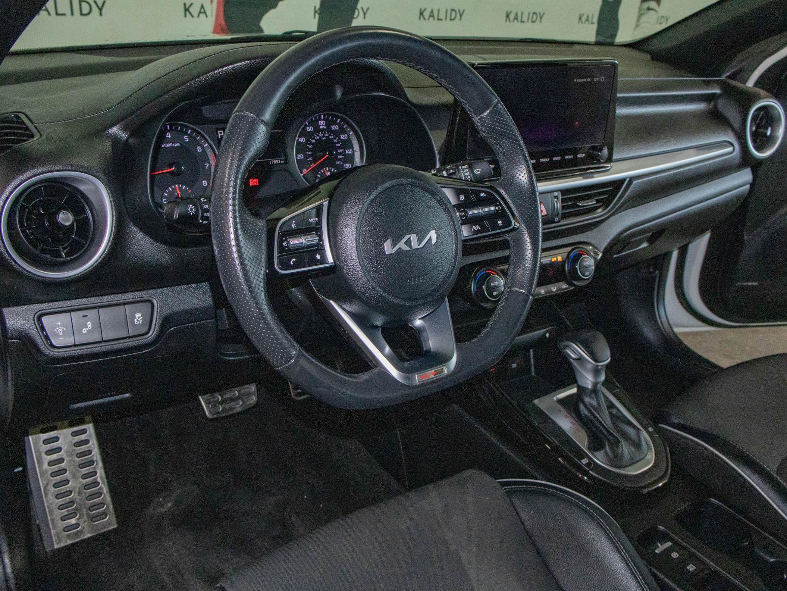 Used 2024 Kia Forte GT-Line w/ GT-Line Premium Package image 6