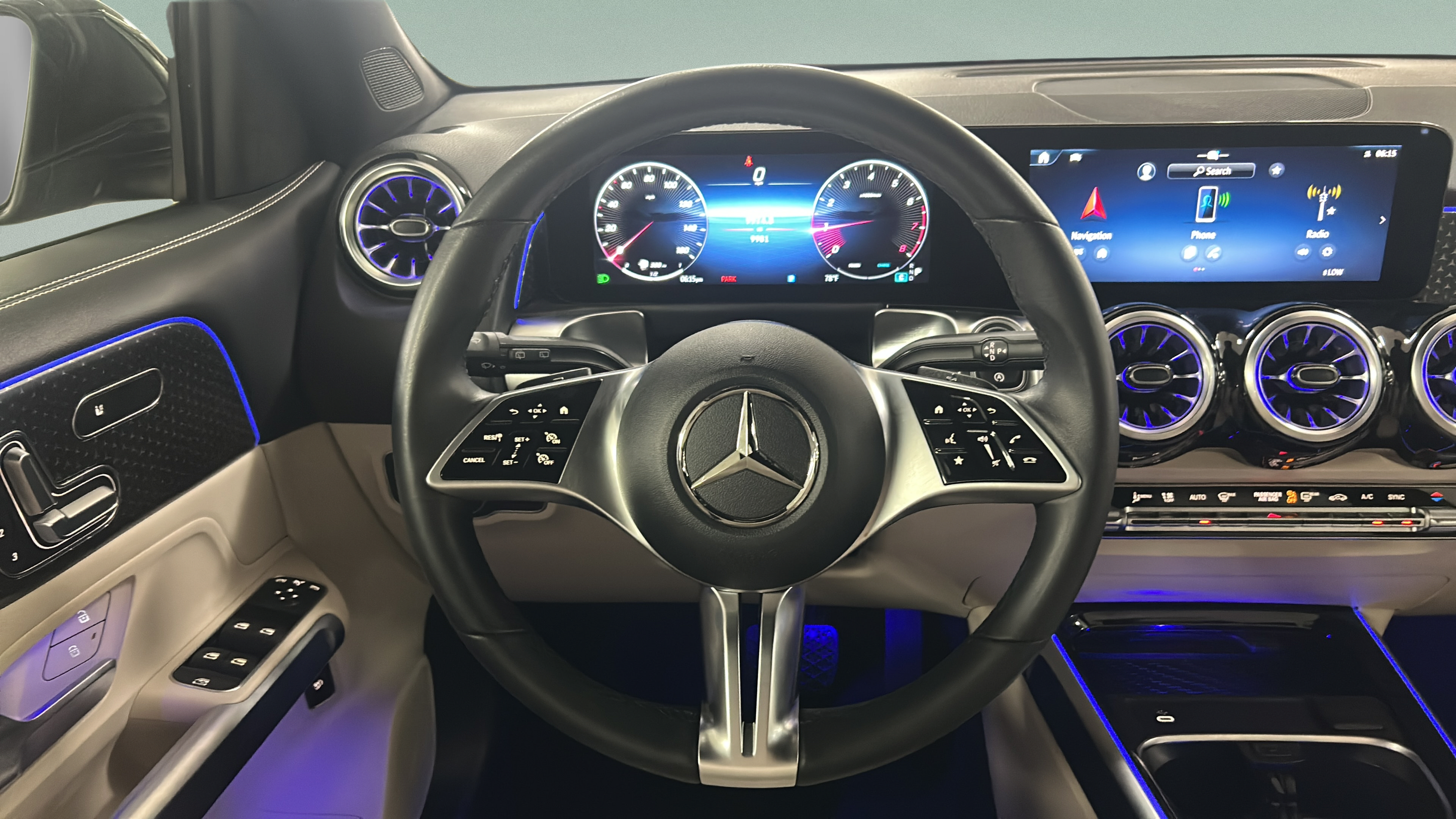 New 2025 Mercedes-Benz GLB 250 image 41