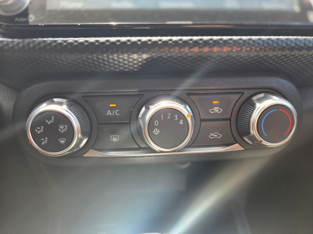 Used 2024 Nissan Kicks SV FWD image 23