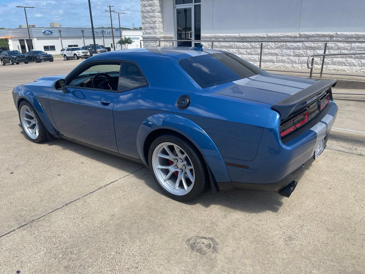 Used 2021 Dodge Challenger SRT Hellcat Redeye RWD image 4