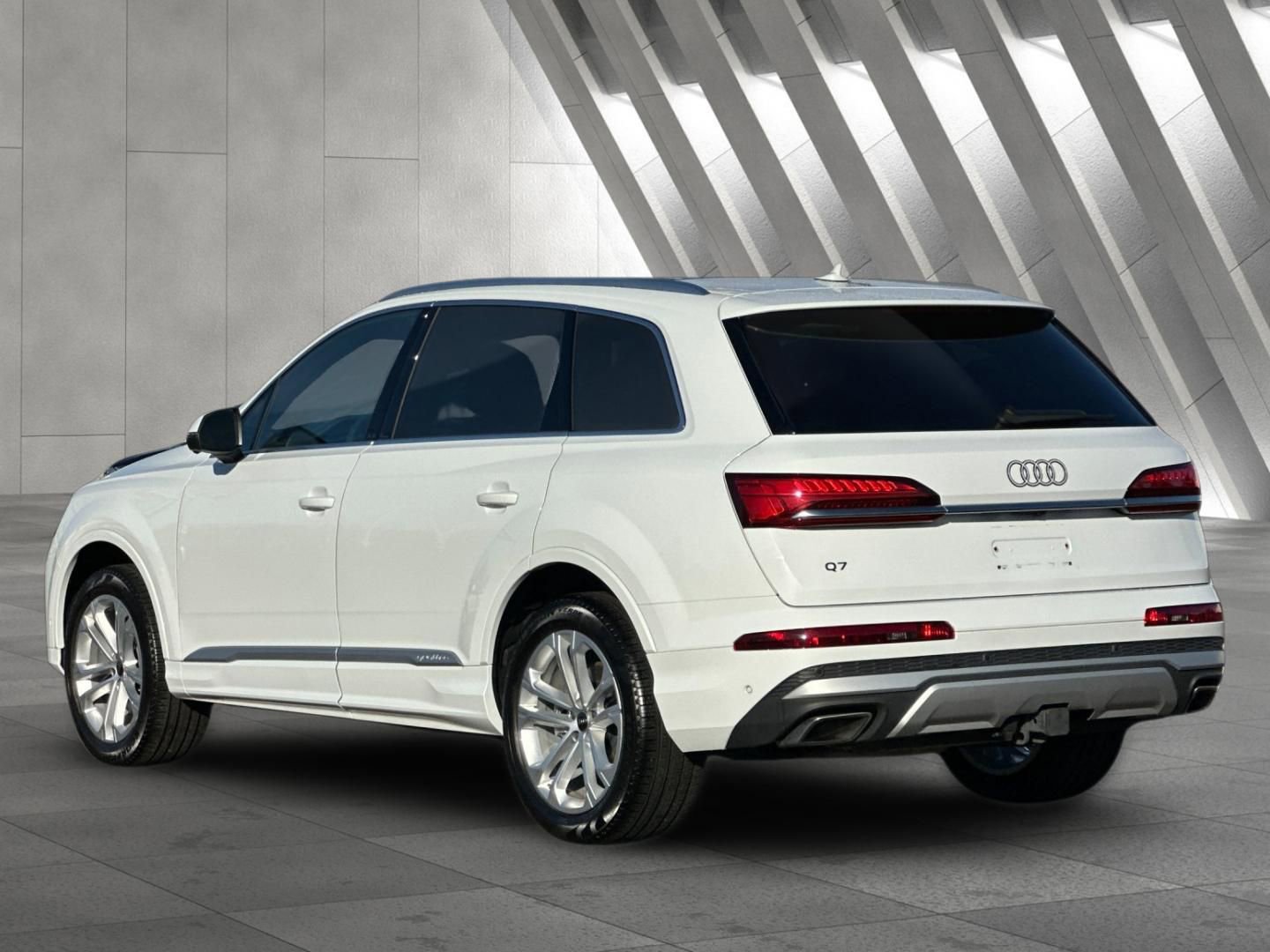 Used 2025 Audi Q7 3.0T Premium Plus w/ Premium Plus Package image 6