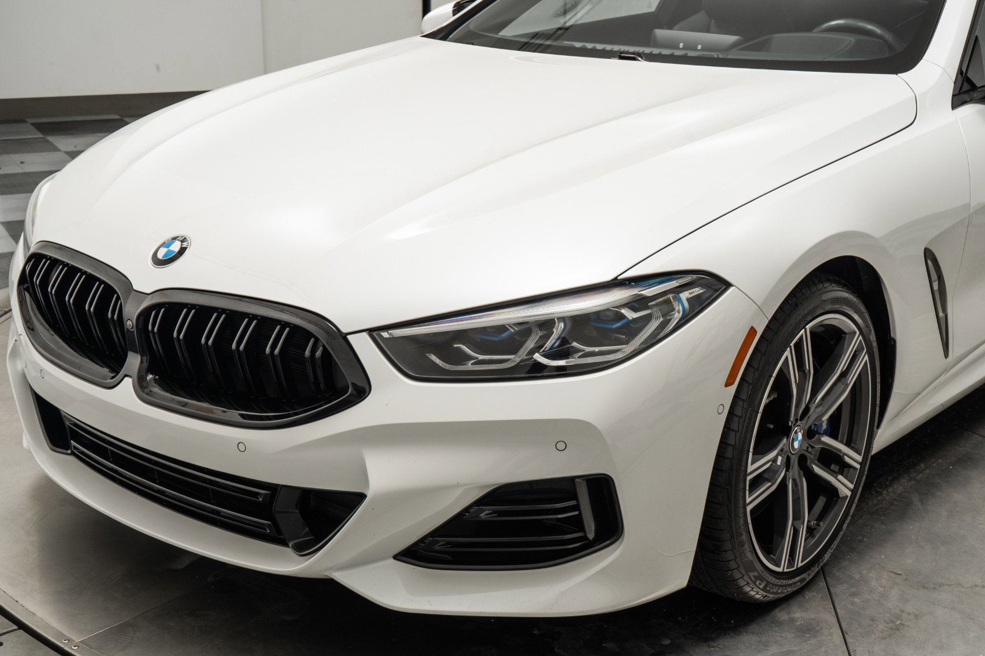 Used 2023 BMW 840i xDrive Coupe w/ Driving Assistance Package image 33