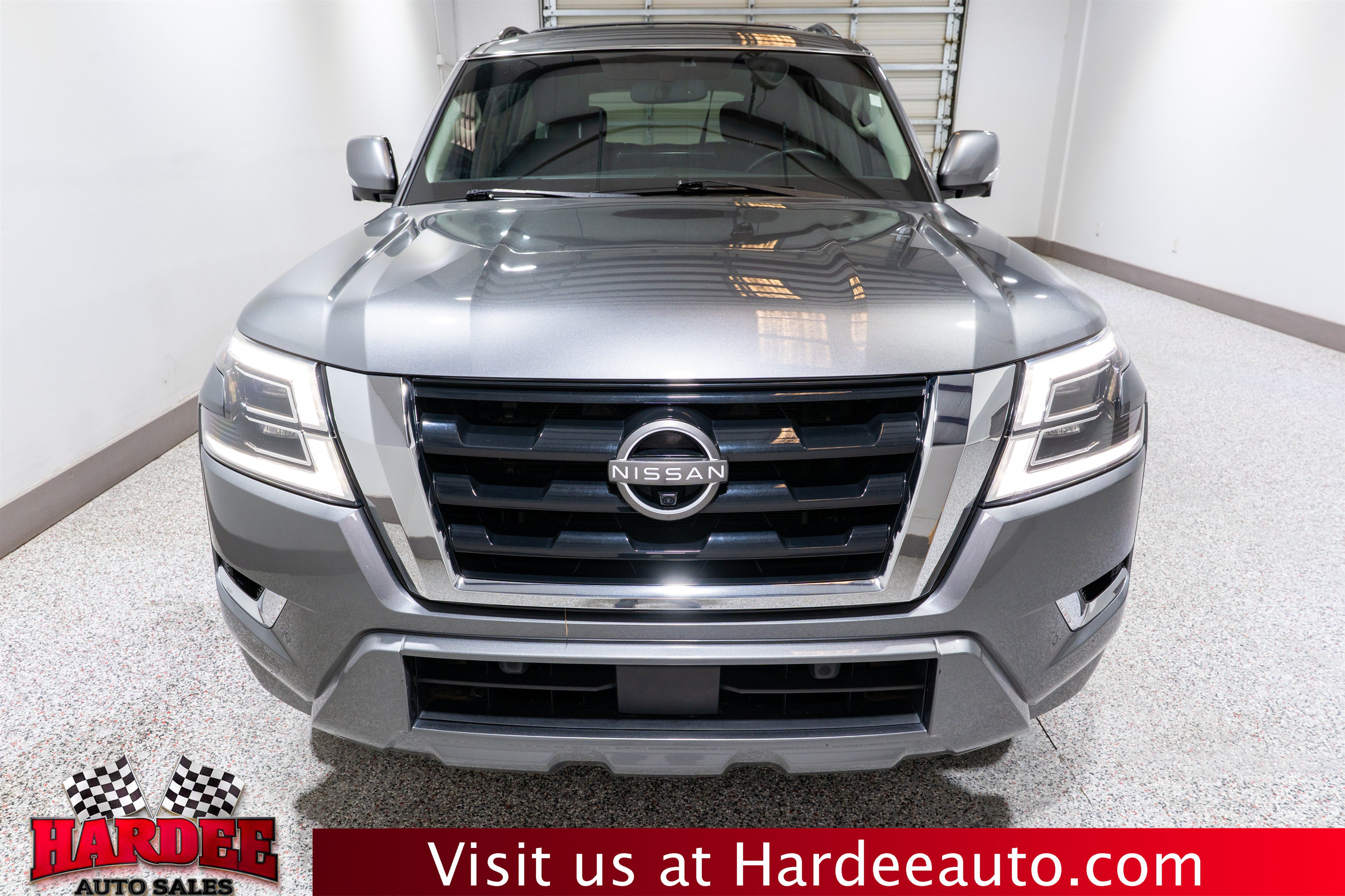 Used 2022 Nissan Armada SL w/ Captain's Chairs Package RWD image 7