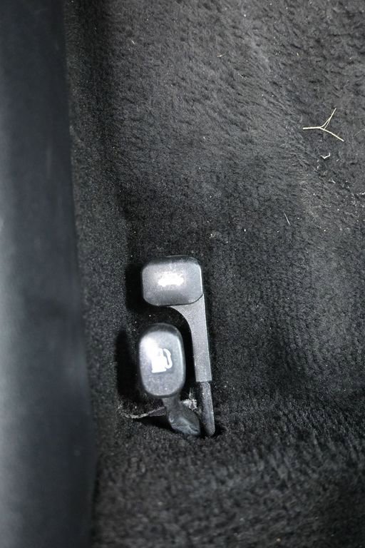 Used 2025 Hyundai Elantra SEL image 19