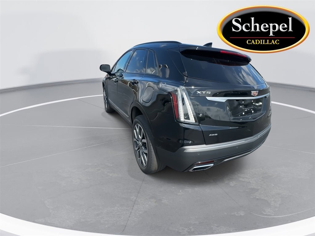 Certified 2023 Cadillac XT5 Sportv w/ LPO, Floor Liner Package AWD/4WD image 6