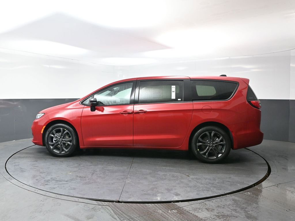 New 2026 Chrysler Pacifica Select FWD image 6