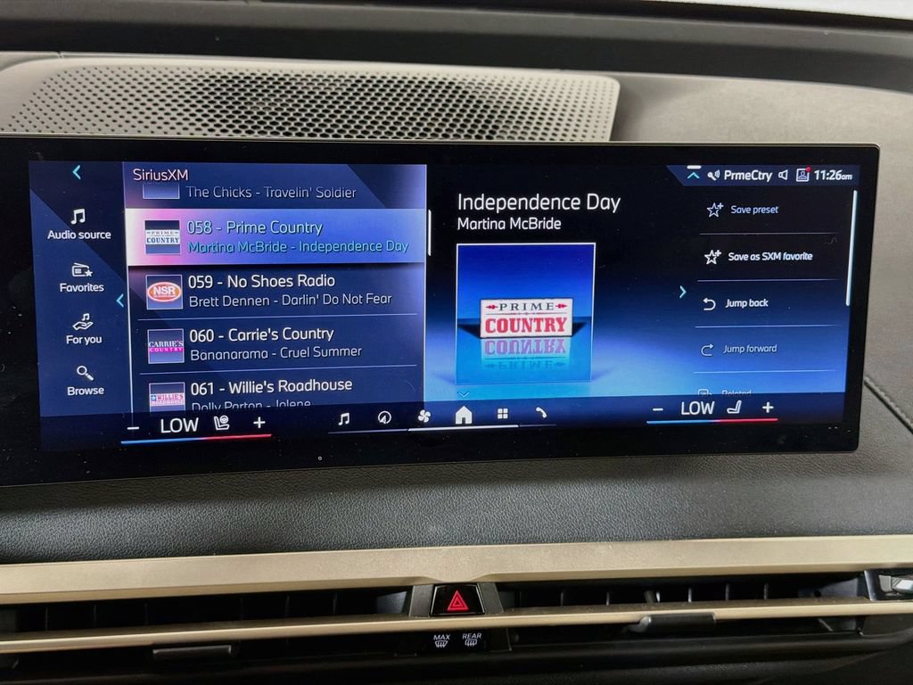 Used 2024 BMW iX xDrive50 w/ Premium Package AWD/4WD image 15