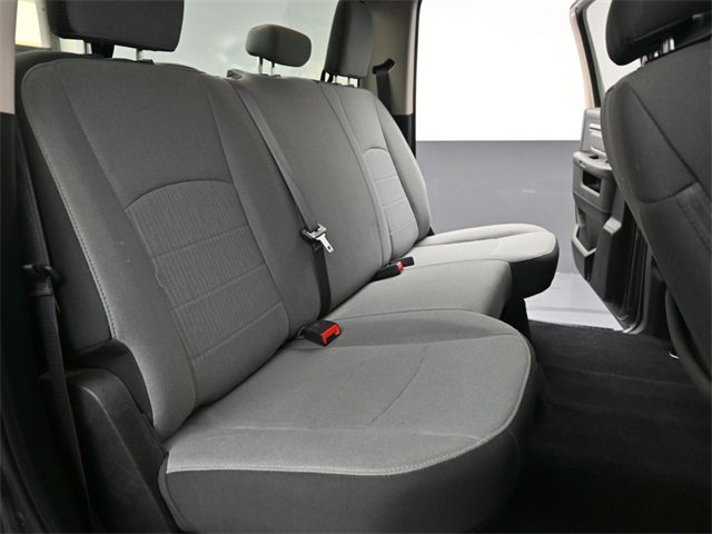 Used 2022 RAM 1500 Classic SLT image 25