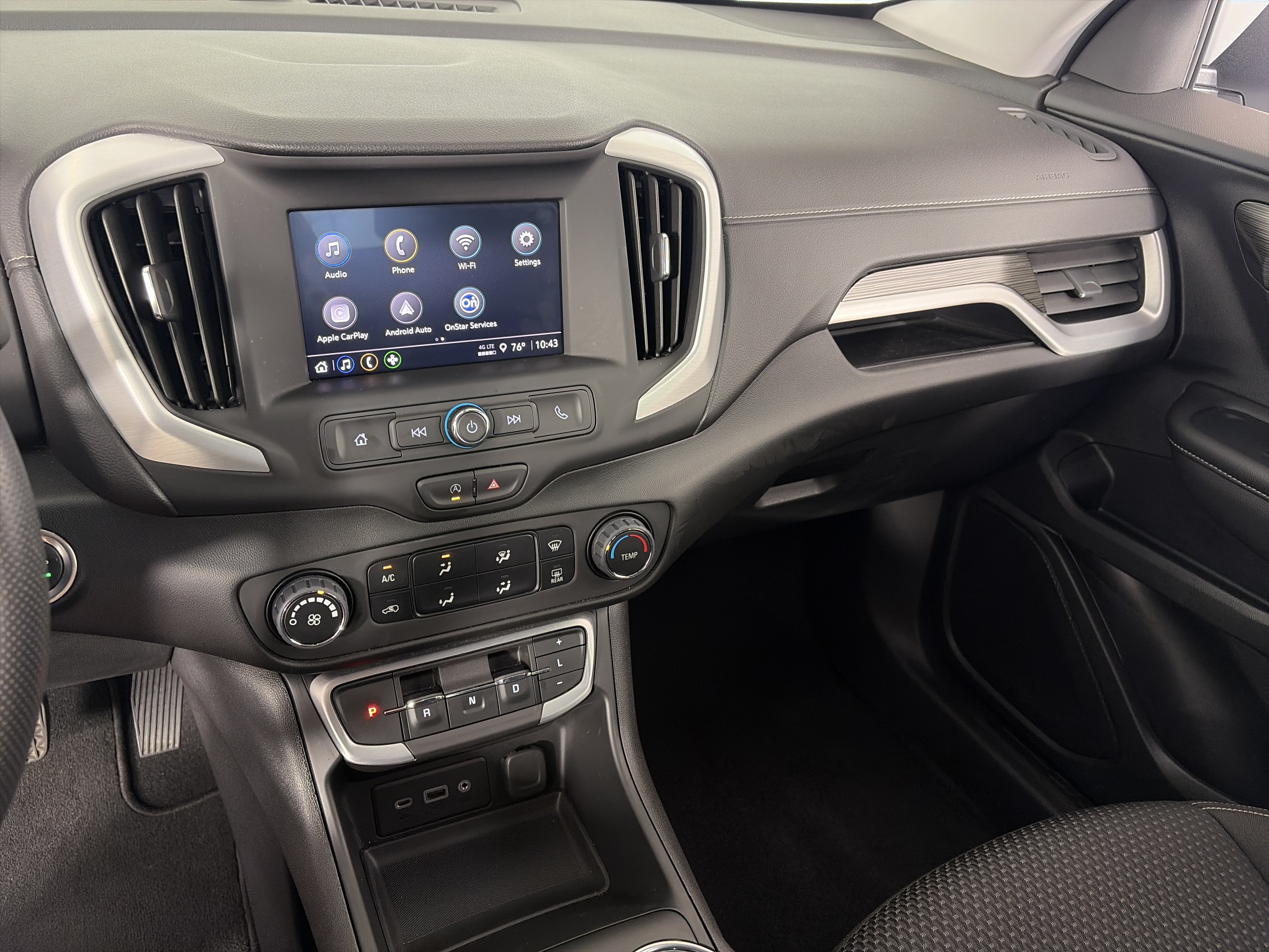 Used 2023 GMC Terrain SLE FWD image 4