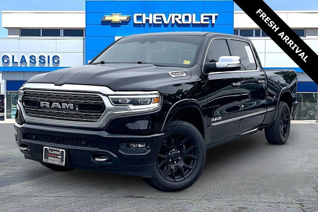 Used 2019 RAM 1500 Limited w/ Advanced Safety Group AWD/4WD image 3