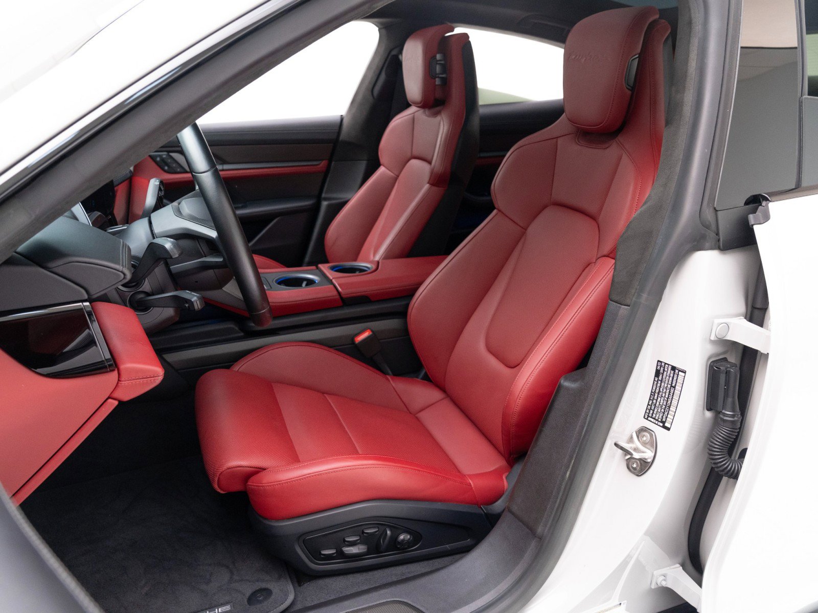 Certified 2022 Porsche Taycan Turbo S image 5