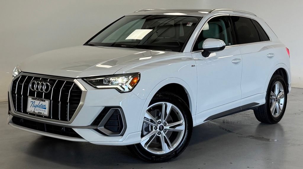 Used 2023 Audi Q3 2.0T Premium Plus w/ Premium Plus Package AWD/4WD image 1