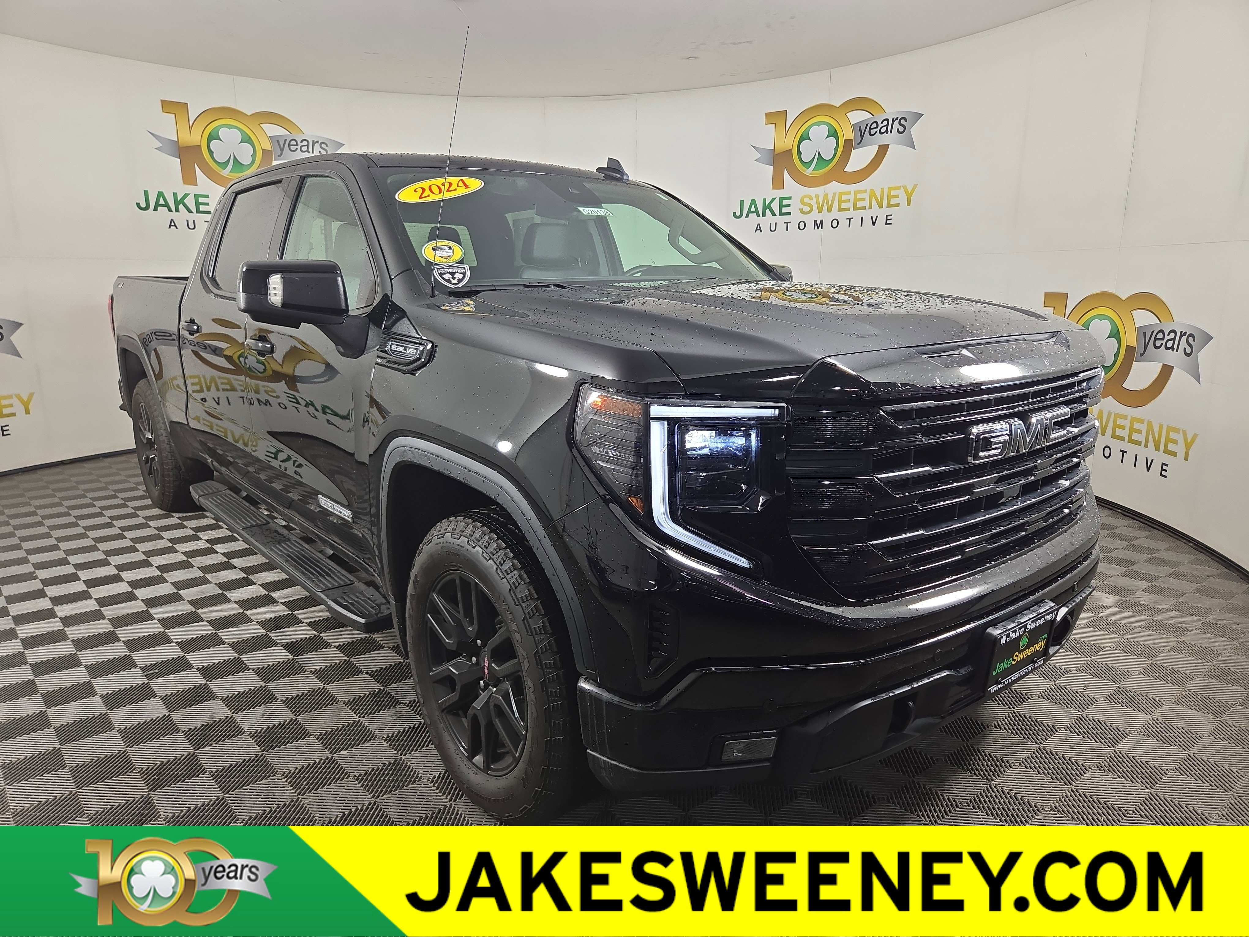 Certified 2024 GMC Sierra 1500 Elevation w/ Elevation Premium Package AWD/4WD image 1