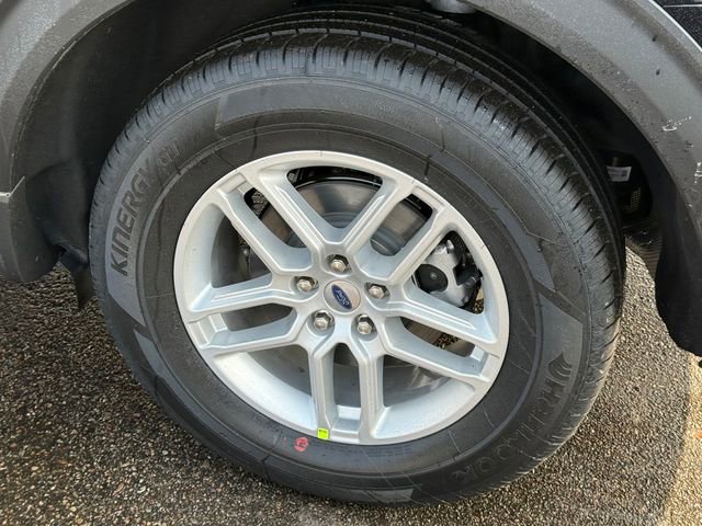 New 2026 Ford Explorer Active image 9