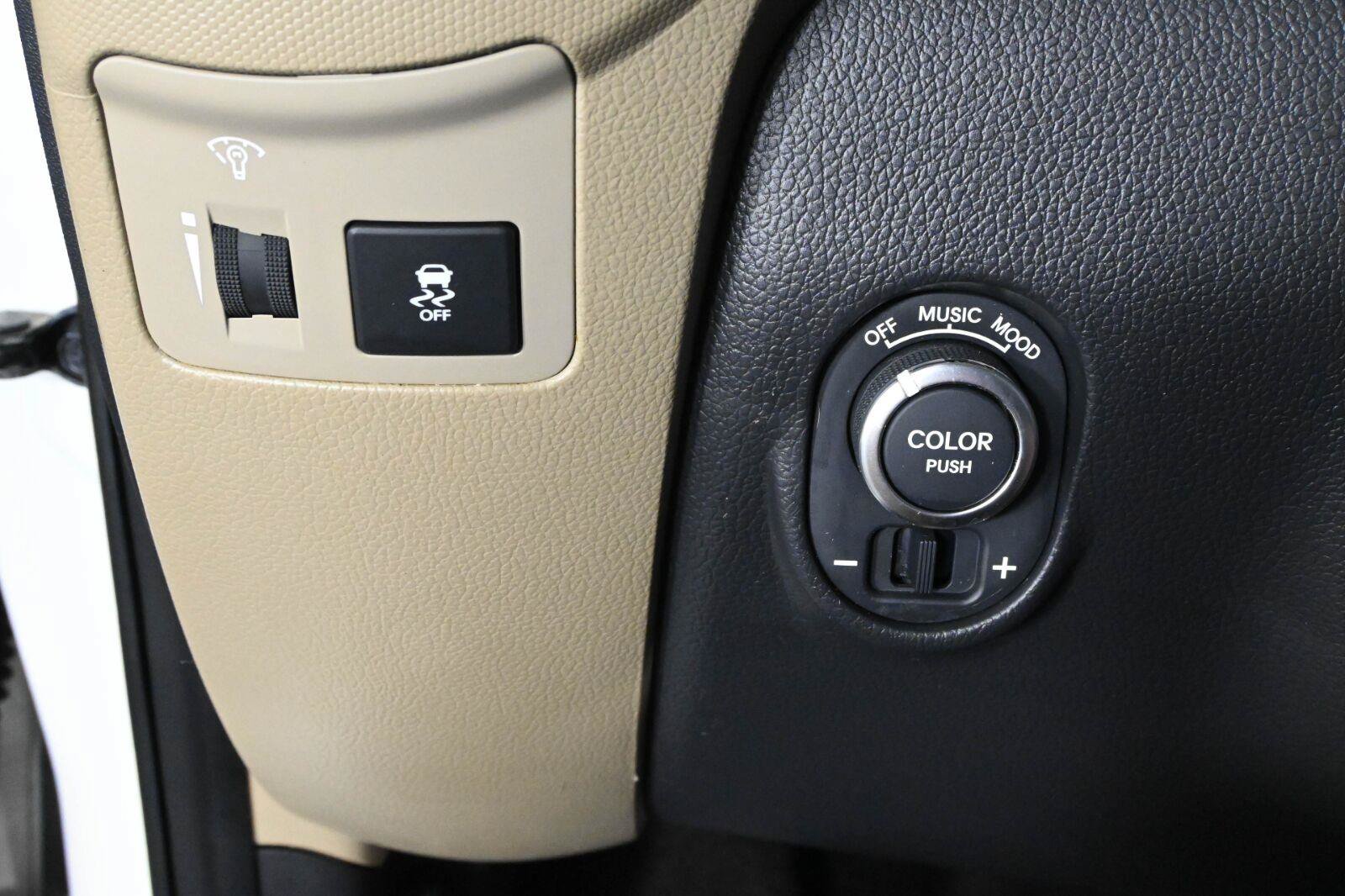 Used 2013 Kia Soul ! w/ Premium Pkg FWD image 21
