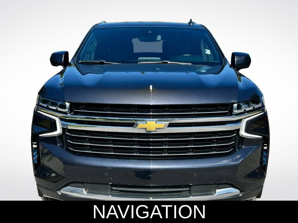 Used 2023 Chevrolet Suburban LT image 8