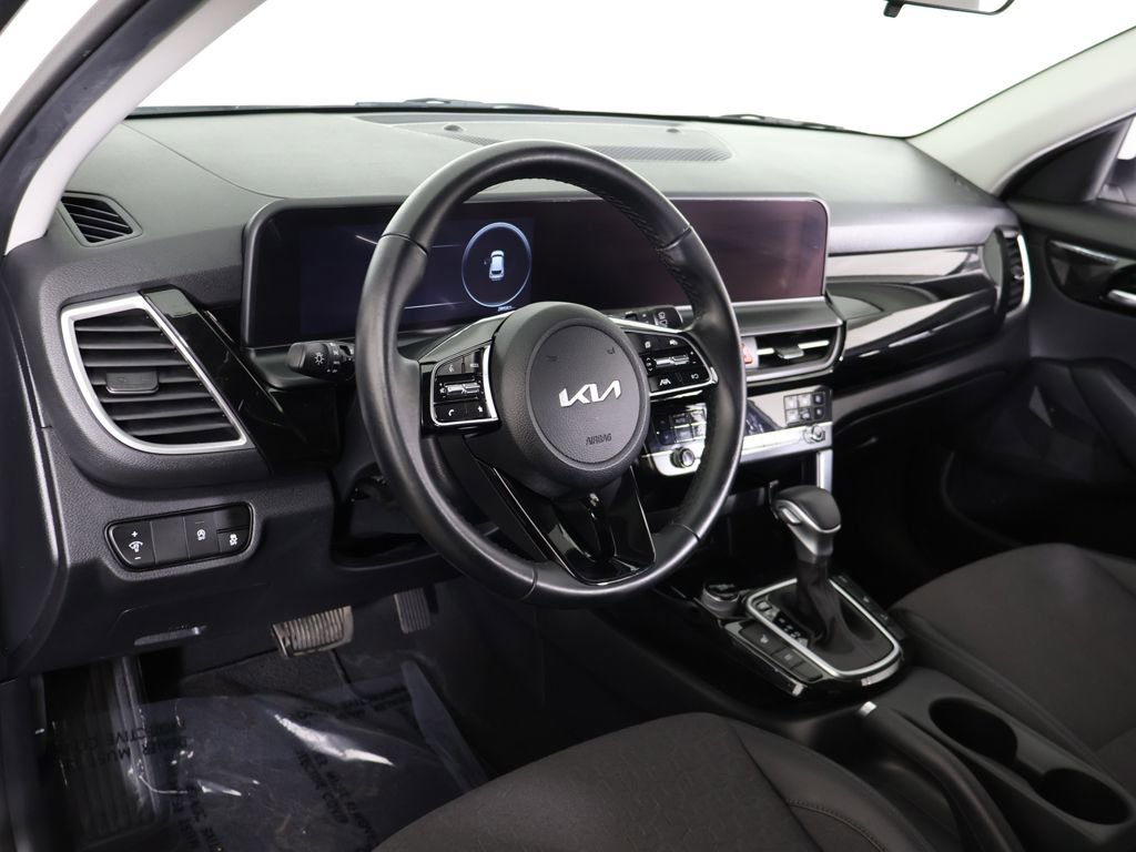 Used 2024 Kia Seltos S image 26