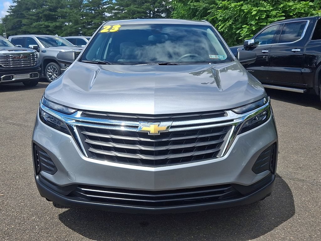 Certified 2023 Chevrolet Equinox LS AWD/4WD image 2