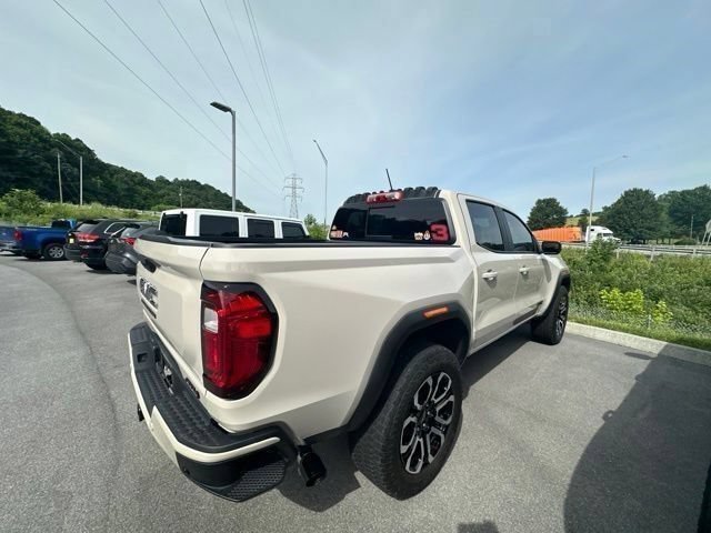 Used 2026 GMC Canyon AT4 w/ Nightfall Essentials Package AWD/4WD image 21
