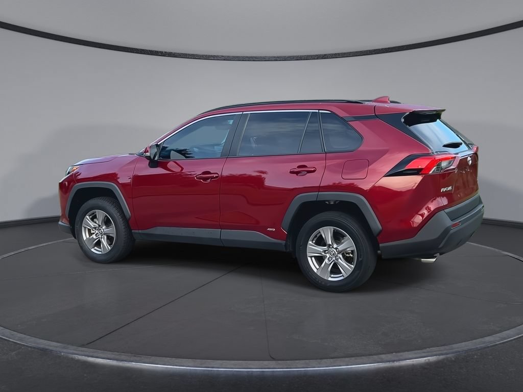 Used 2022 Toyota RAV4 XLE w/ Convenience Package AWD/4WD image 6