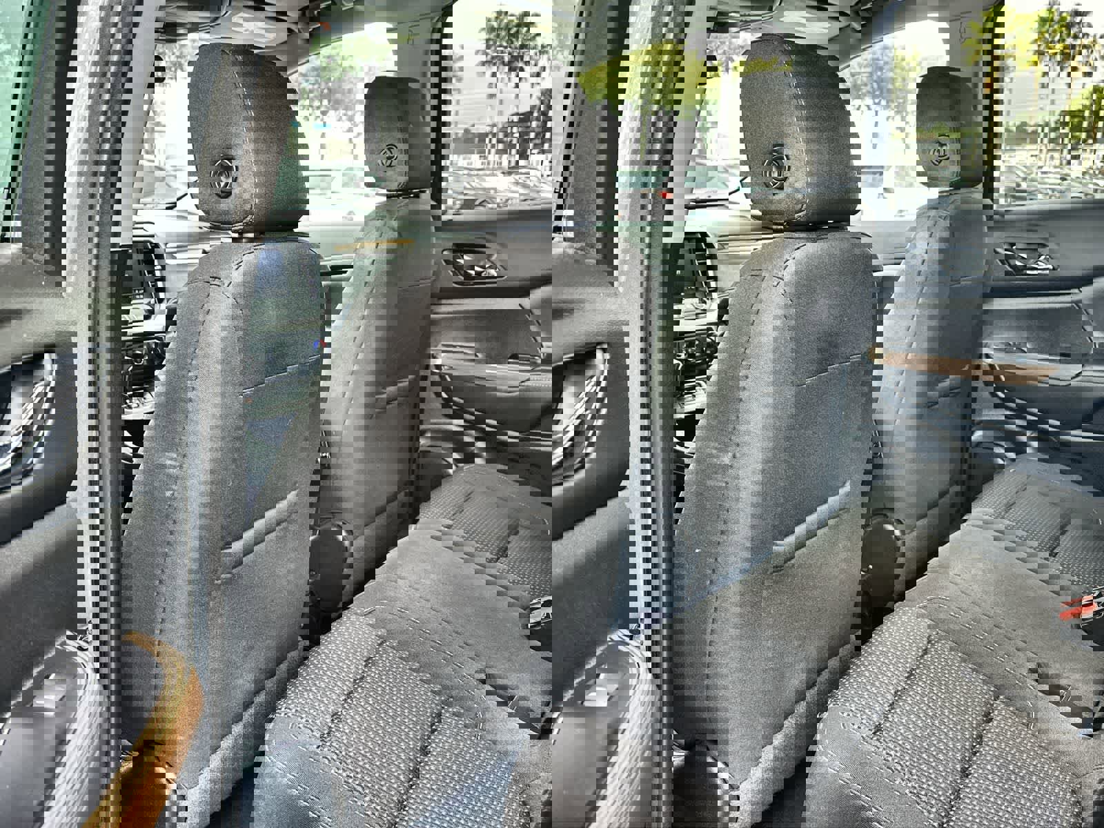 Used 2020 GMC Acadia SLE w/ Driver Convenience Package image 18