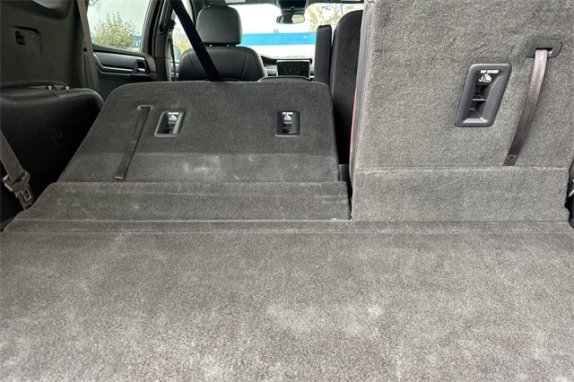 Used 2024 GMC Acadia Elevation image 17