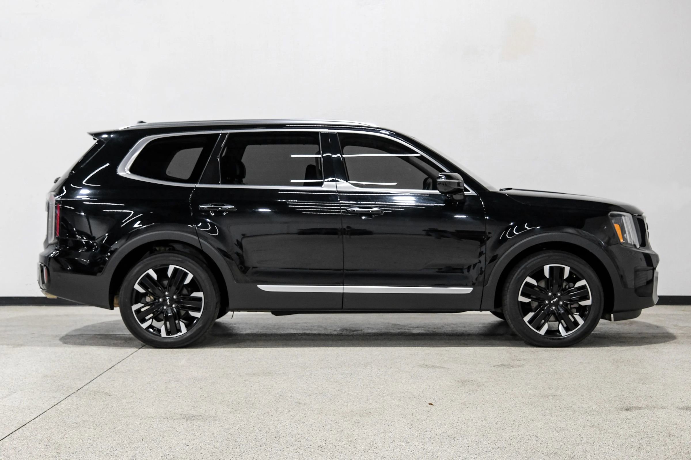 Used 2023 Kia Telluride SX Prestige image 5