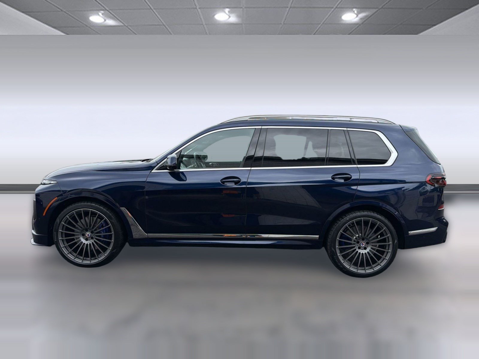 Certified 2024 BMW ALPINA XB7 AWD/4WD image 2