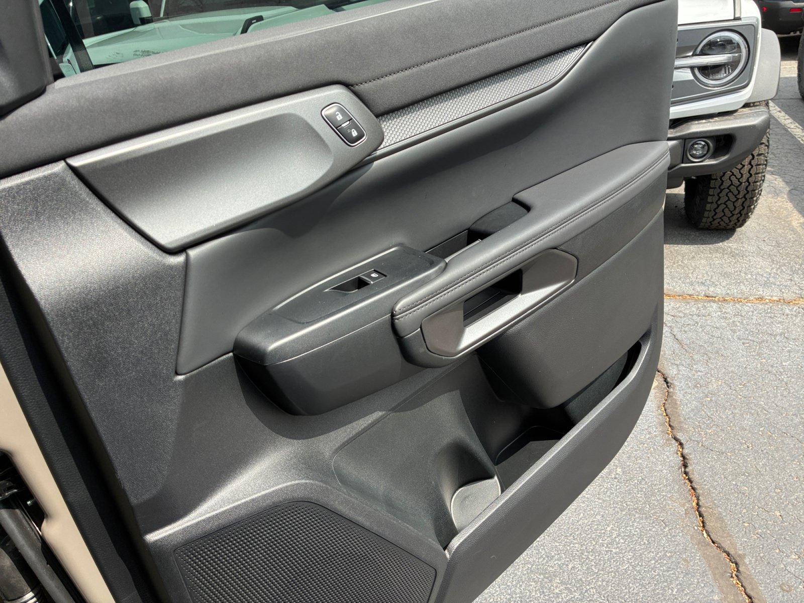Certified 2025 Ford Ranger Raptor AWD/4WD image 16