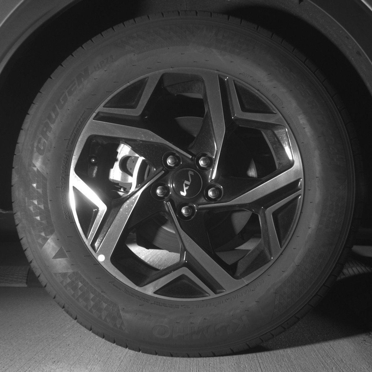 Used 2025 Kia Sportage LX image 15