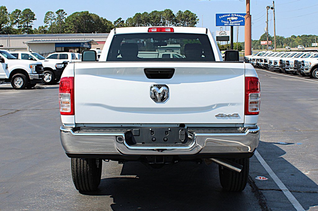 Used 2024 RAM 2500 Tradesman w/ Chrome Appearance Group AWD/4WD image 10