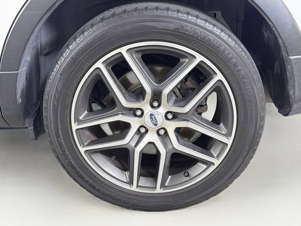 Used 2017 Ford Explorer Sport w/ Equipment Group 401A AWD/4WD image 34
