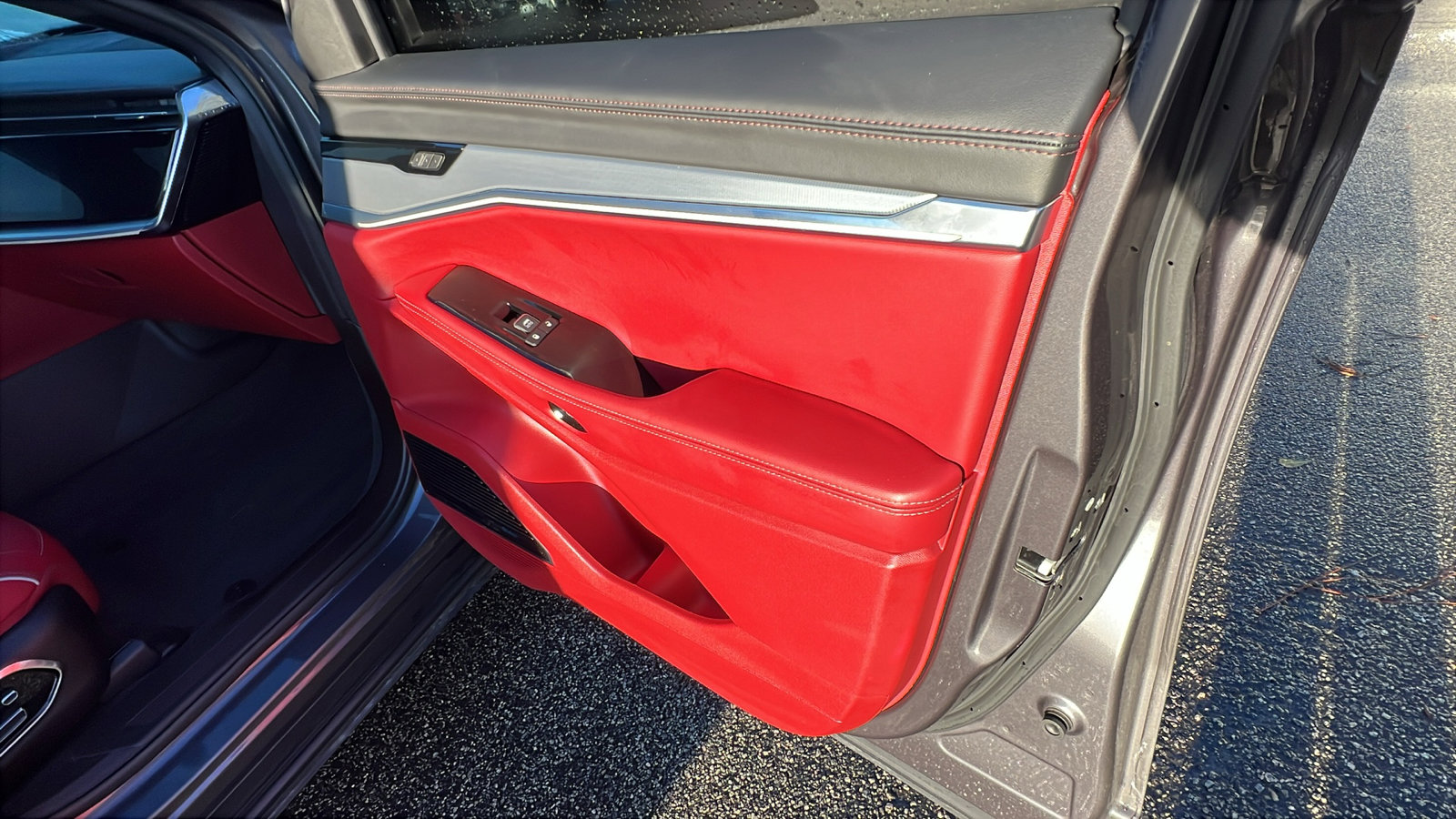 Used 2024 Jeep Wagoneer Launch Edition image 18