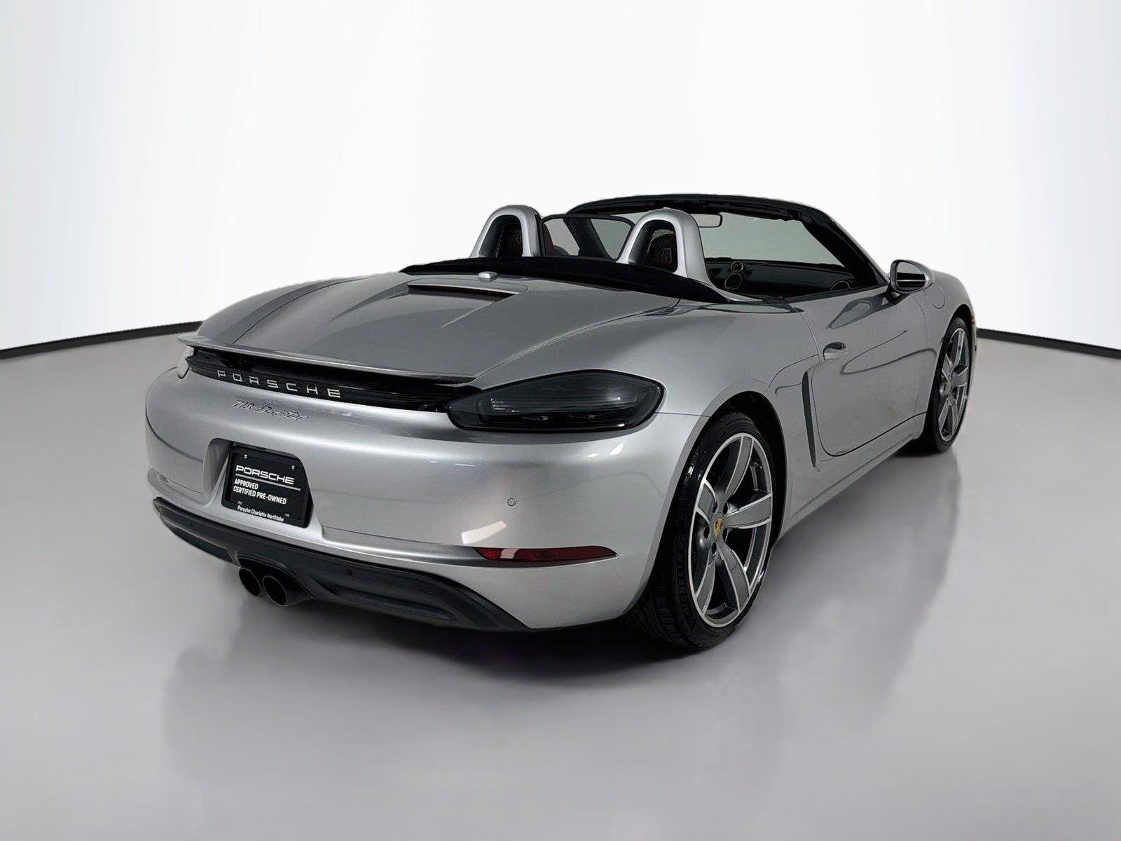 Certified 2024 Porsche 718 Boxster RWD image 33