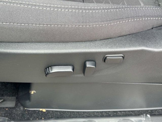 New 2027 Nissan Frontier SV RWD image 21