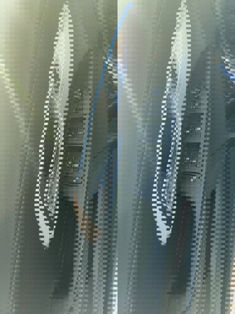 Used 2014 Chevrolet Equinox LS image 12