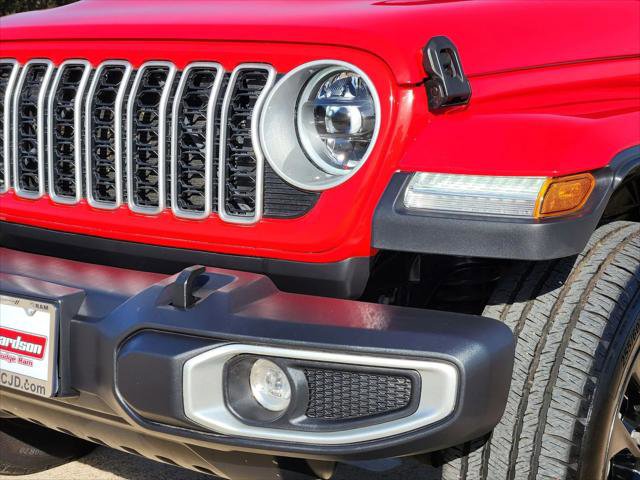 Certified 2025 Jeep Wrangler Sahara image 10