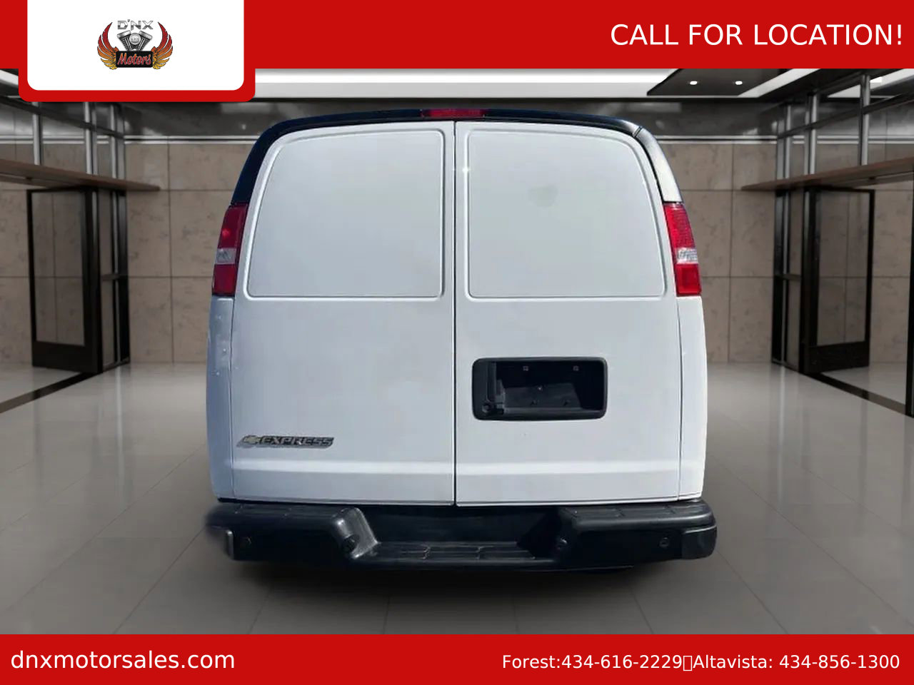 Used 2021 Chevrolet Express 2500 w/ Driver Convenience Package image 3