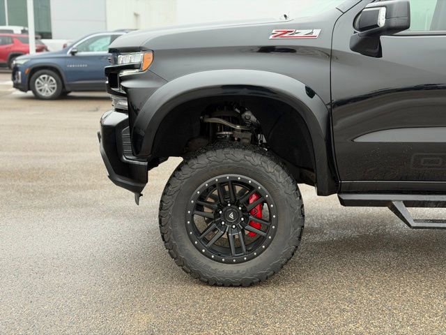 Used 2022 Chevrolet Silverado 1500 RST w/ Safety Package image 11